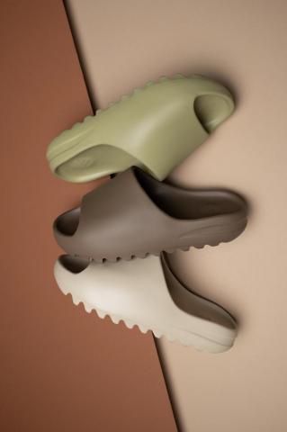 Yeezy Slide Ideas Slides Outfit