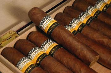 Cigar Wallpaper And Background Image