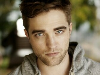 Robert Pattinson Wallpaper
