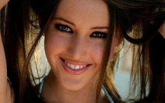 Erica Ellyson HD Wallpaper Background