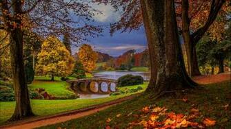 Beautiful Autumn Colors Wallpaper Desktop Background