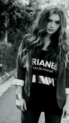 Girl iPhone Wallpaper
