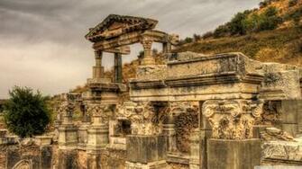 A Temple In The Ruins Of Ephesus Turkey Ultra HD Desktop