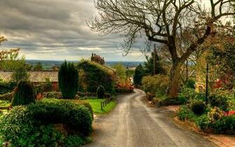 English Countryside Wallpaper