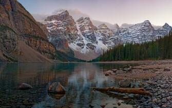 High Resolution Image Of Banff National Park Picture Moraine Lake