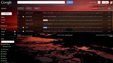 New Gmail Custom Themes Let You Set Your Own Background Image