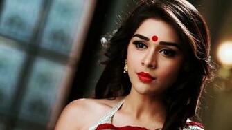 Eisha Singh Wallpaper HD Background Image Pics Photos