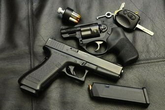 Glock Revolver Wallpaper