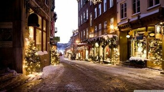 Holiday Christmas Tree Lights Street Wallpaper