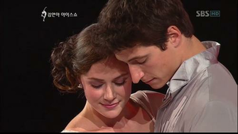 Tessa Virtue Scott Moir Image All That Skate La