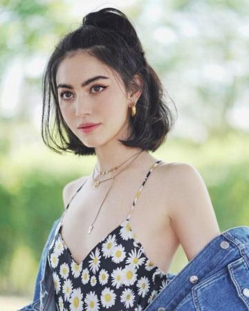 Picture Of Davika Hoorne