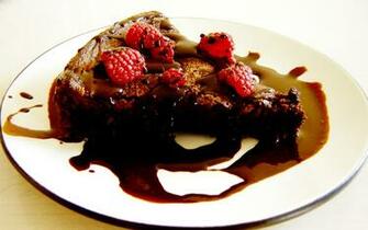 Delicious Cake Chocolate And Raspberry Wallpaper HD With