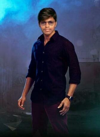 Yohanu Kesanapalli On With Mahesh Babu Background