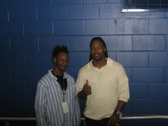 Willie And Heavy Weight Champ Lennox Lewis Graphics Pictures