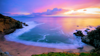 Serene Beach Sunset Wallpaper