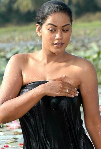 Mumaith Khan Wiki
