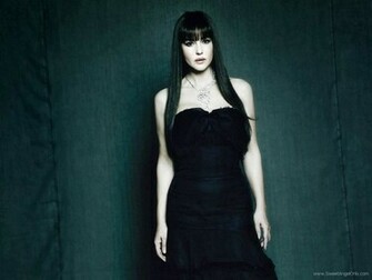Monica Bellucci Hot HD Wallpaper