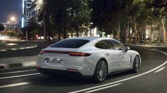 Porsche Panamera Turbo S E Hybrid Wallpaper HD Image