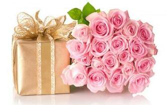 Beautiful BirtHDay Gift Wallpaper With Rose