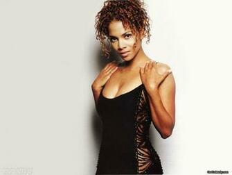 Halle Berry Wallpaper