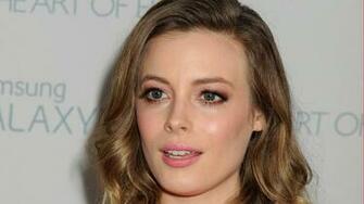 Gillian Jacobs Wallpaper