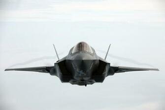 HD Lockheed Martin F35 Lightning Ii Wallpaper