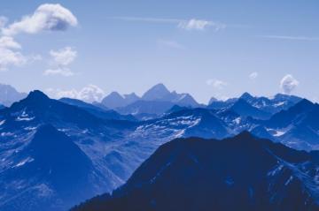 Blue Mountain Pictures Image