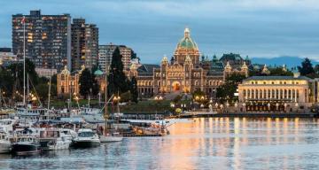 Sylvia Therrien At Newport Realty Luxury Real Estate Agent