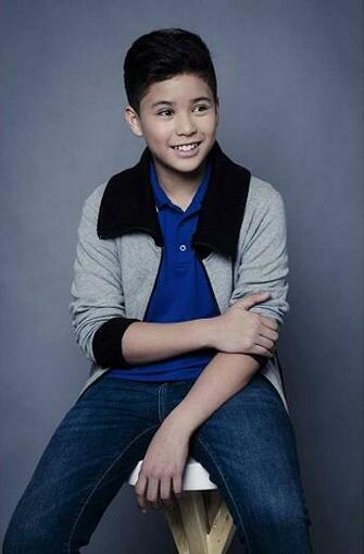 Kyle Echarri