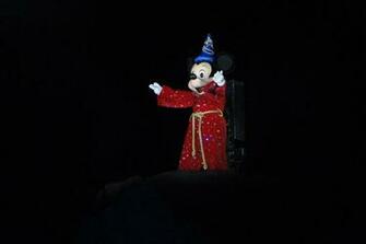 Sorcerer Mickey By Riffraft
