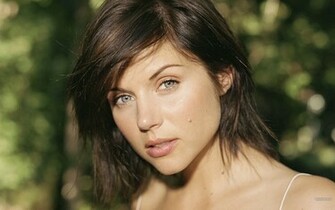 Wallpaper Tiffani Amber Thiessen Next