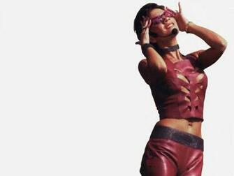 Victoria Beckham Sexy Wallpaper Image