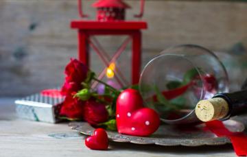 Wallpaper Flowers Holiday Wine Heart Glass Bottle Roses