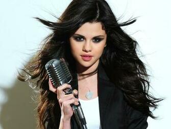 Selena Gomez Desktop Wallpaper