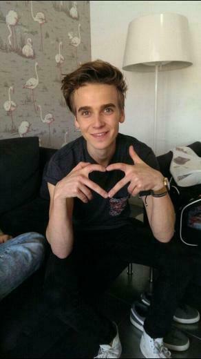 Joe Sugg On Misslah123 Ohmygodnessgrasheanious
