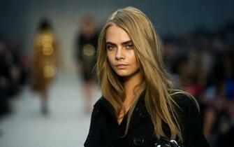 Cara Delevingne Wallpaper Pictures Image