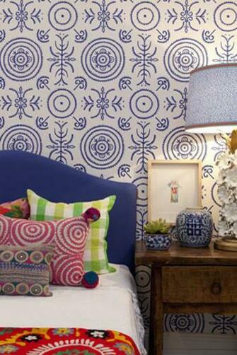 Anna Spiro Round And The Garden Wallpaper