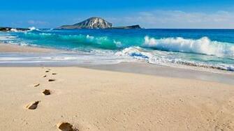 Blue Sea HD Beach Wallpaper