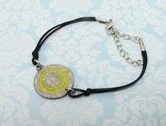 Wallpaper Bracelet Inspired By Sherlock Holmes Smiley Damask