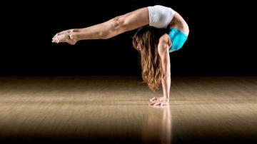 Woman Athletic Gymnast Wallpaper