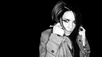 Mn Skylar Grey Wallpaper Of