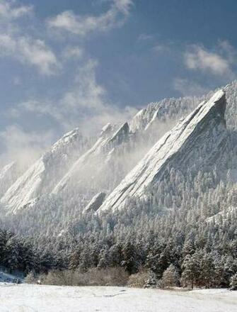 Flatirons Boulder Colorado Wallpaper For iPhone