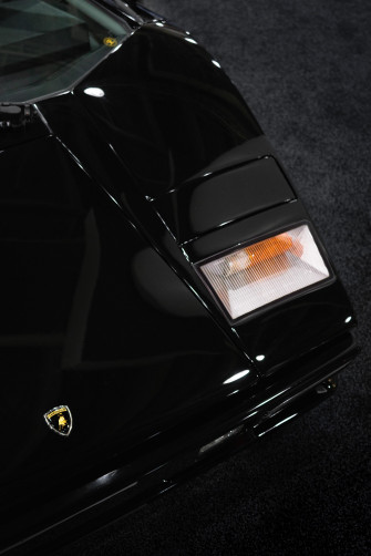 Lamborghini Countach R Photocritique
