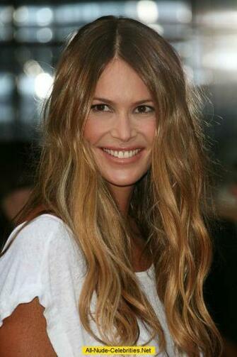 Wallpaper Extreme Elle Macpherson