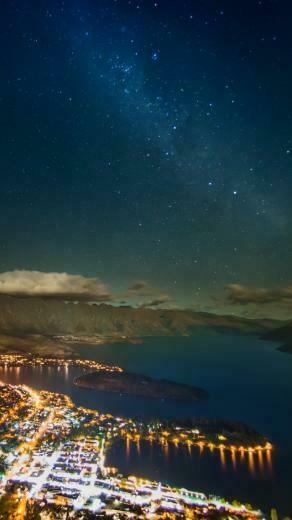 Milky Way Over Queenstown iPhone 5s Wallpaper