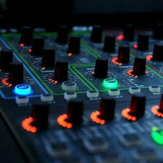 Dj Mixer iPad Wallpaper