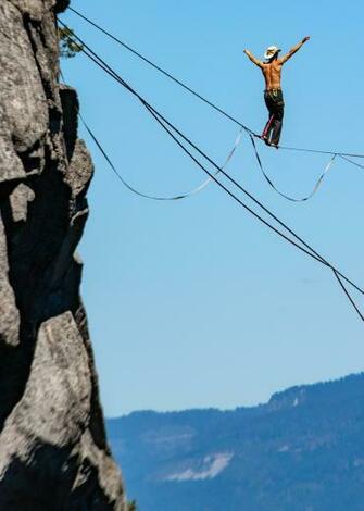 Slackline Pictures Image