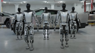 Tesla S Optimus Robot Can Now Walk And Perform Simple Tasks
