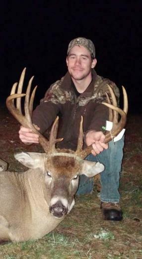Pointer Whitetail Buck In Wisconsin By Luke Vandenheuvel