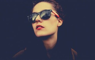 Fashionista HD Wallpaper